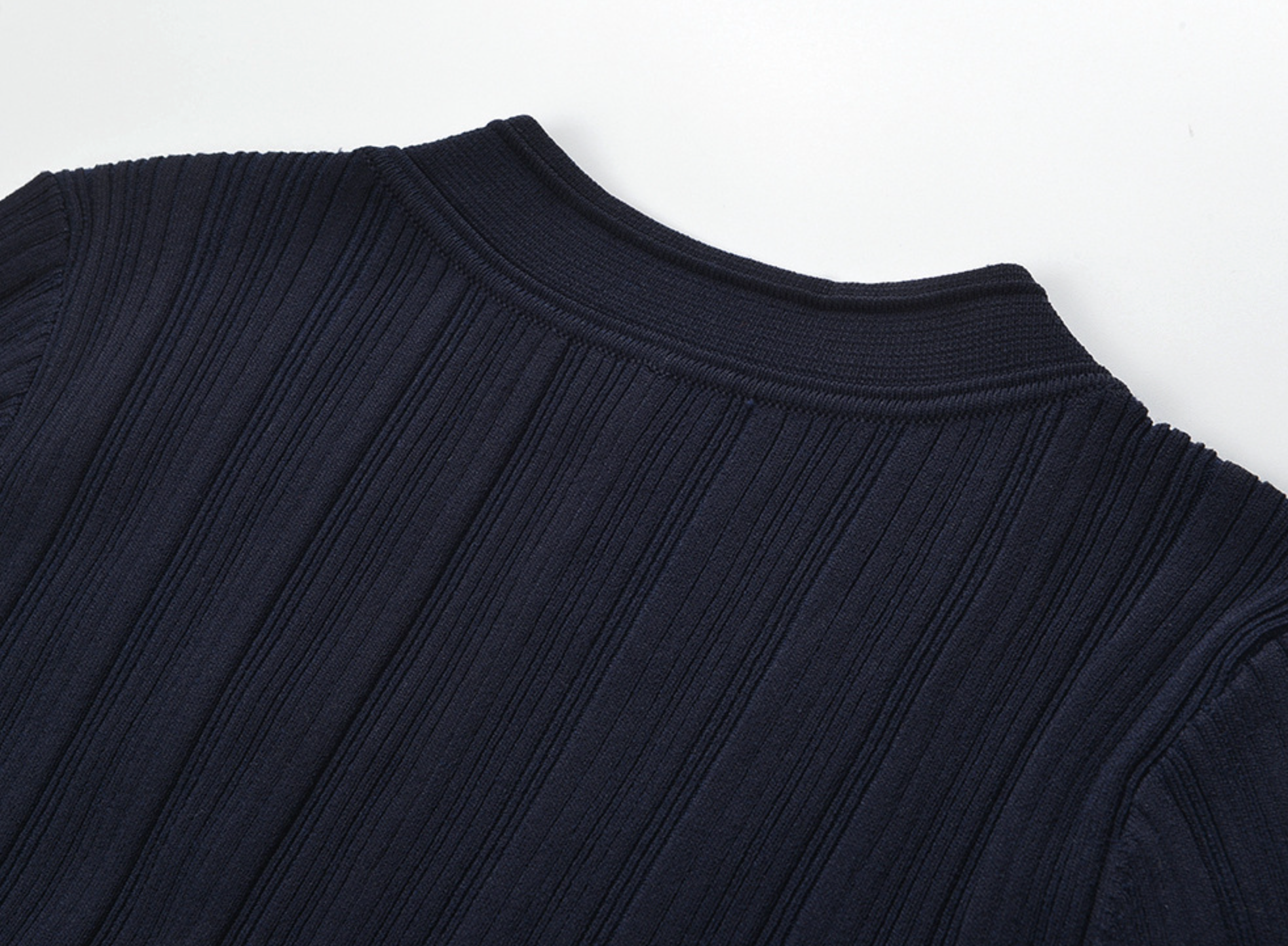 Marlowe | Two-Tone Ruffle Long Sleeve Midi Dress
