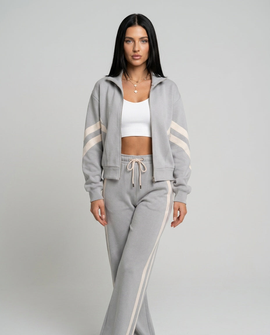 Savra | Contrast Stripe Knit Two-Piece Tracksuit Set