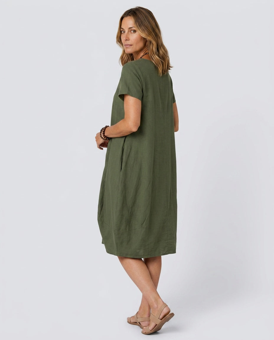 Dion | Short Sleeve Pleated Knee-Length Midi Dress