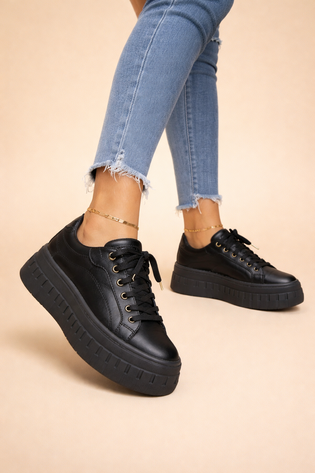Lila | Cushioned Footbed Platform Sneakers