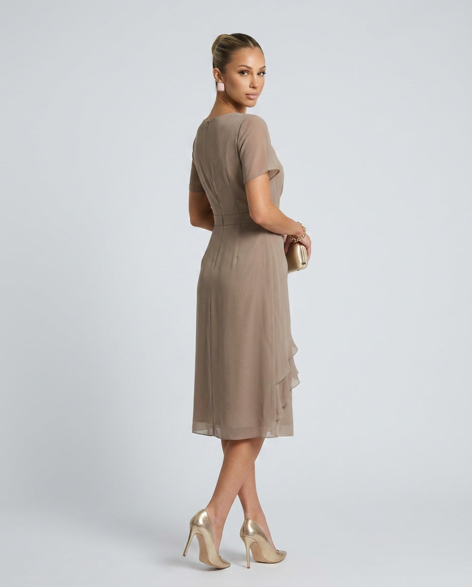 Eira | Short Sleeve Layered Hem Midi Dress