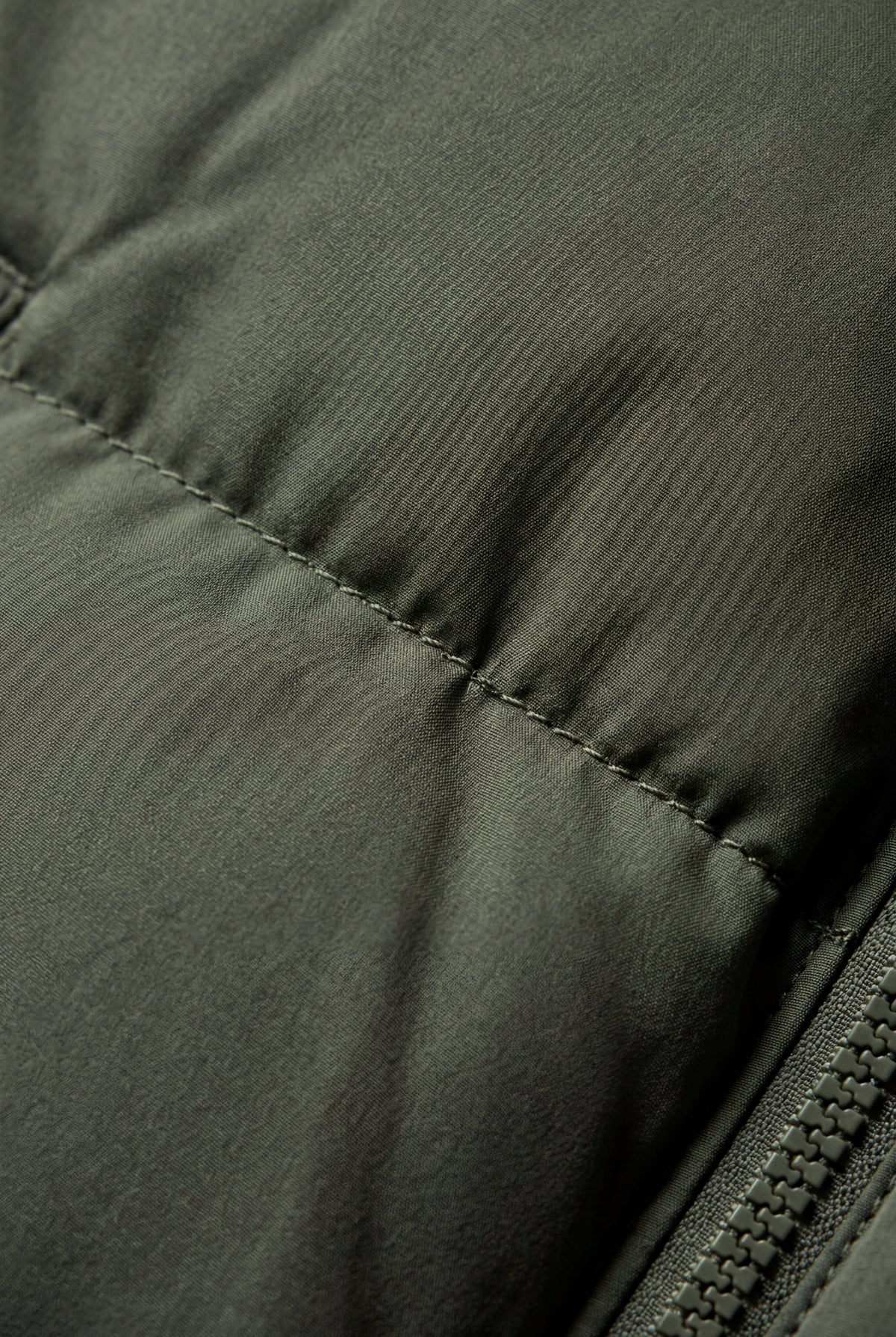 Alba | Cropped High-Collar Quilted Puffer Jacket