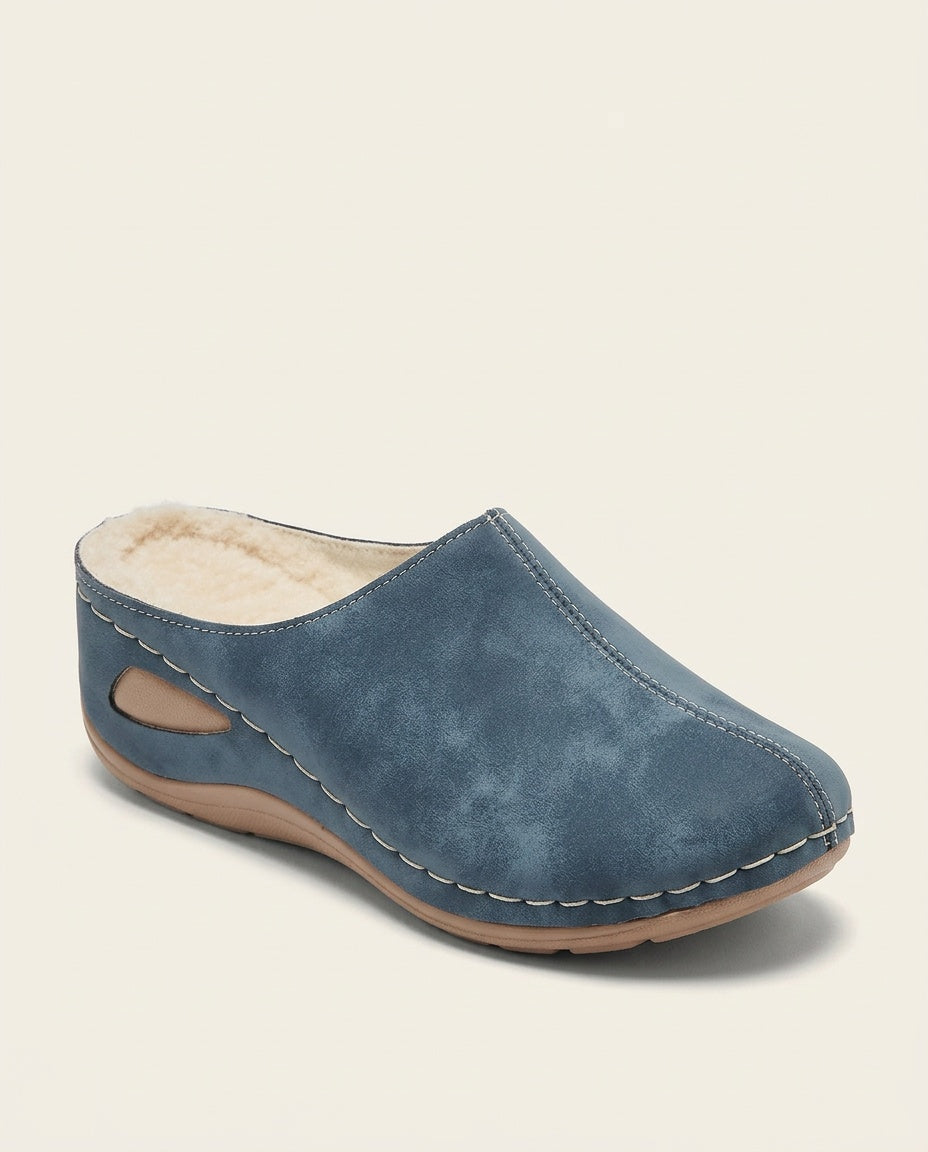 Amelie | Closed-Toe Lined Clogs